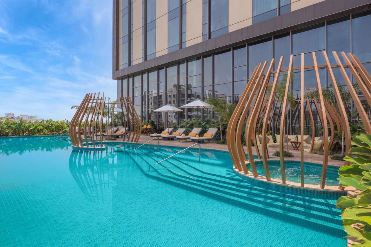 Radisson Blu Hotel & Spa, Nashik Εξωτερικό φωτογραφία