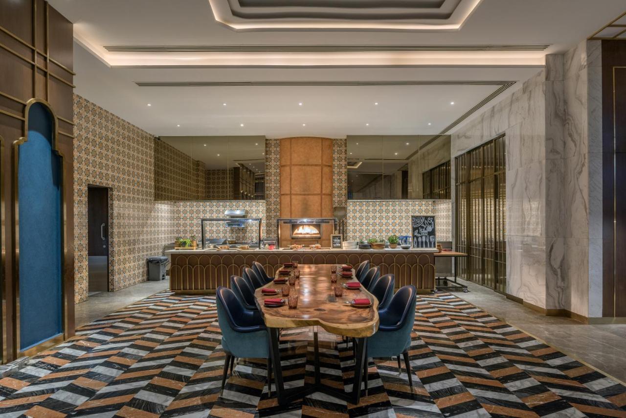Radisson Blu Hotel & Spa, Nashik Εξωτερικό φωτογραφία