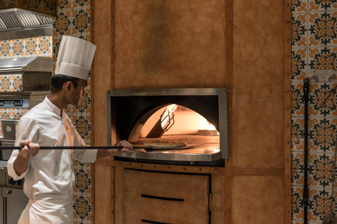 Radisson Blu Hotel & Spa, Nashik Εξωτερικό φωτογραφία