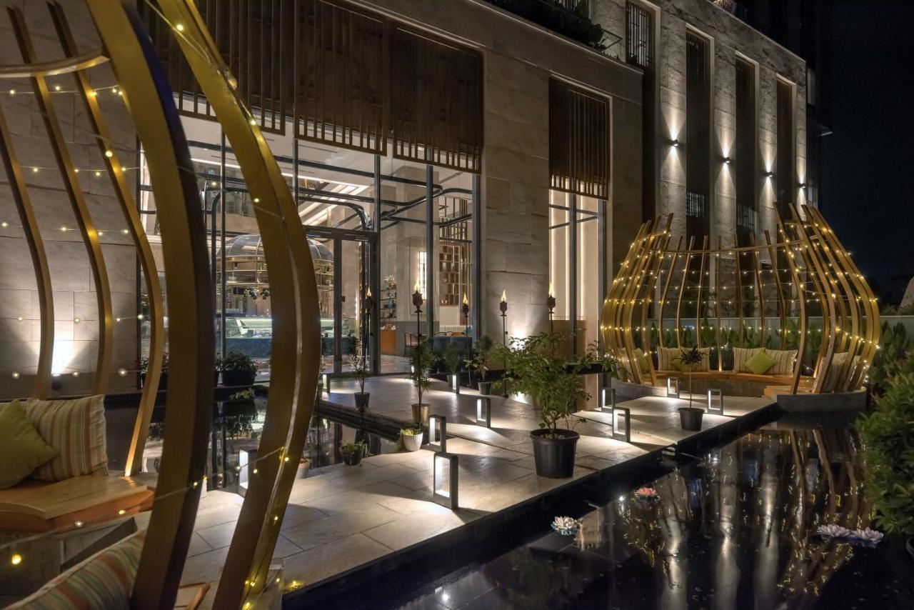 Radisson Blu Hotel & Spa, Nashik Εξωτερικό φωτογραφία