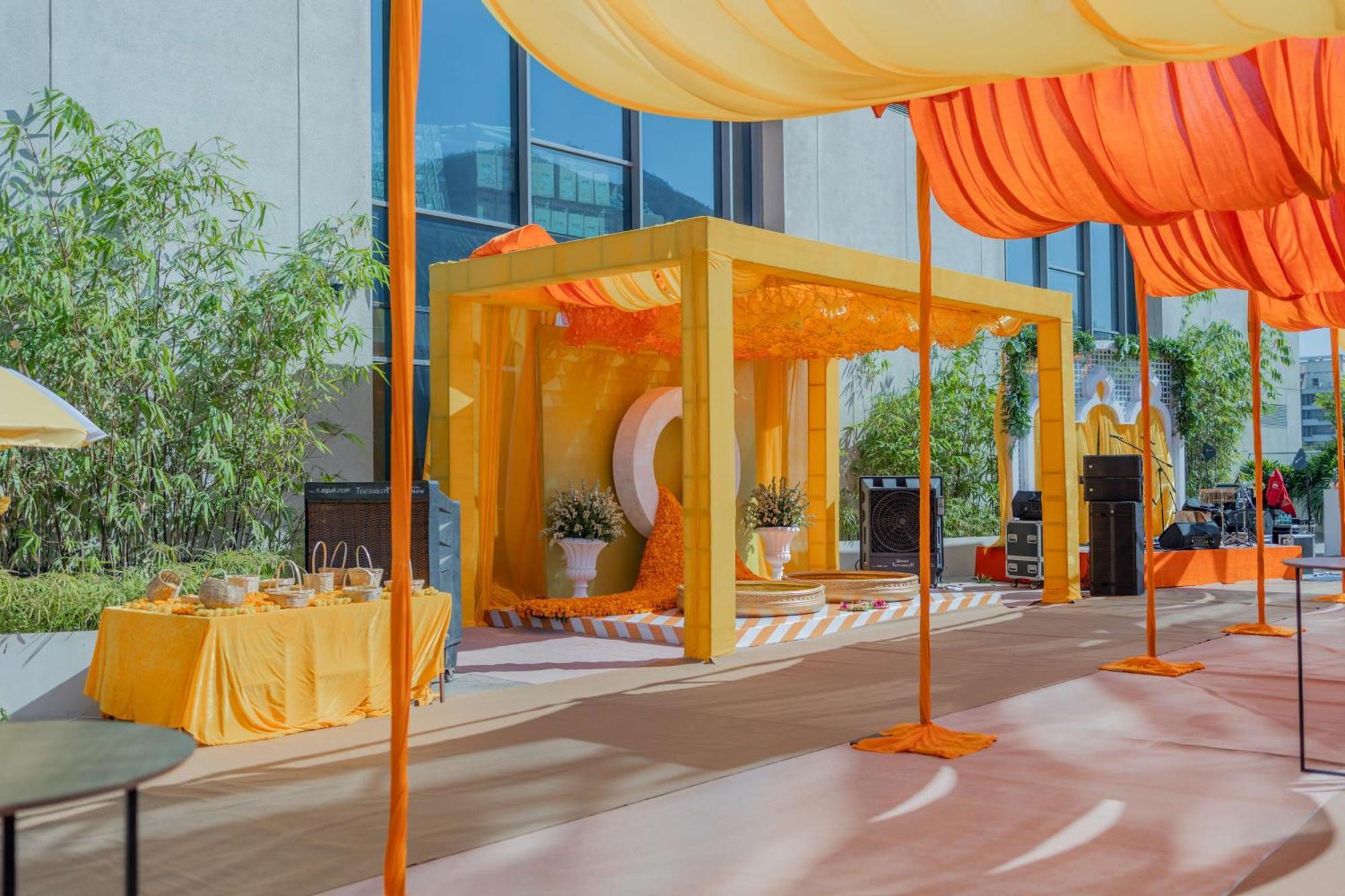 Radisson Blu Hotel & Spa, Nashik Εξωτερικό φωτογραφία
