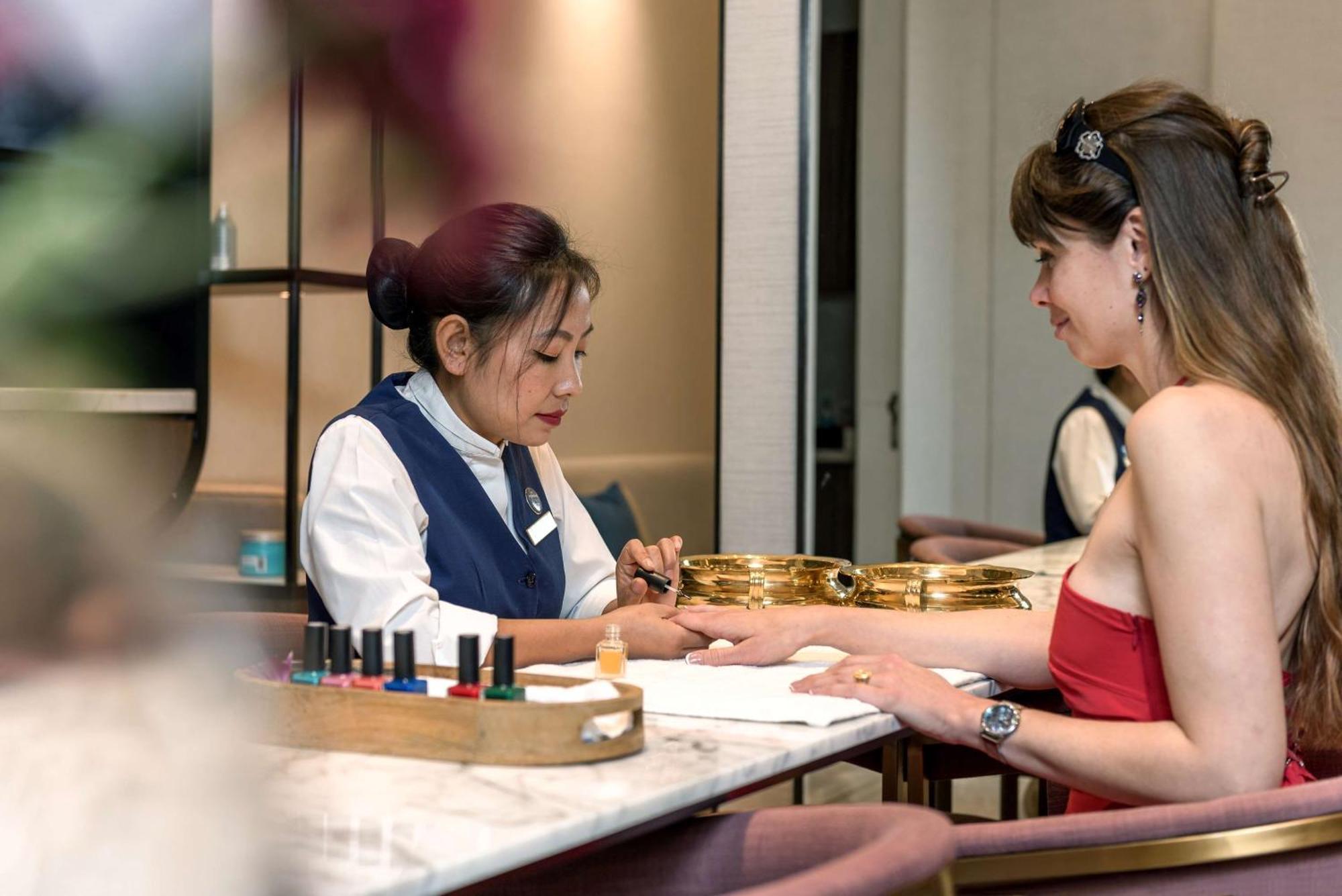 Radisson Blu Hotel & Spa, Nashik Εξωτερικό φωτογραφία
